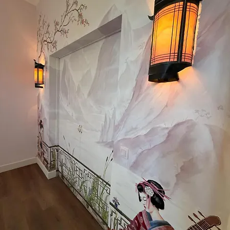 Le Pavillon Imperial - Avec Salle D'eau Bed & Breakfast